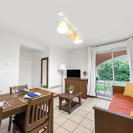 Sejour Familial Rdc, Parking, Piscine Chauffee * Prayssac