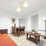 דירה Sejour Familial Rdc, Parking, Piscine Chauffee